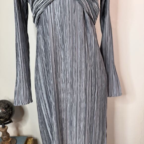Marina Moscone Twist Front Midi Dress Crinkle Pleated Blue Size 0 Minimalist - Picture 3 of 11